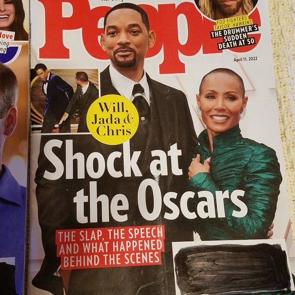 Two magazines 1 People Magazine April 4, 2022 issue1 People Magazine Apr - Picture 4 of 12
